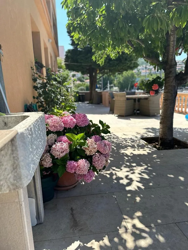 Apartmani Suzana Klenovica